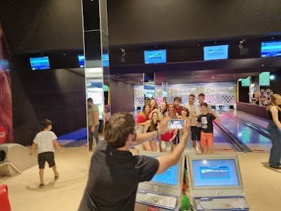 Boliche Sports Bar - Foto 5