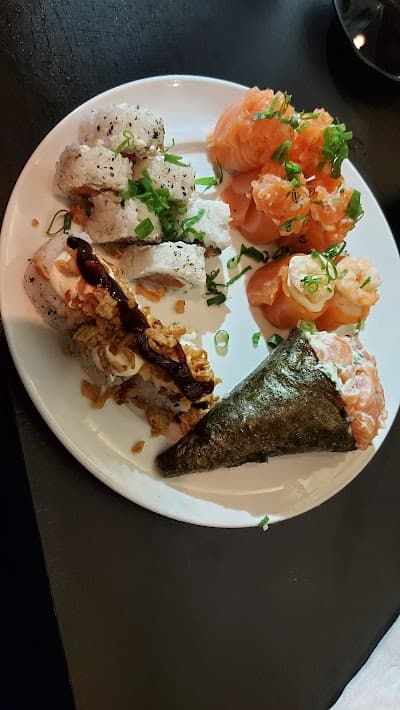 San Mi Sushi & Lounge - Foto 6