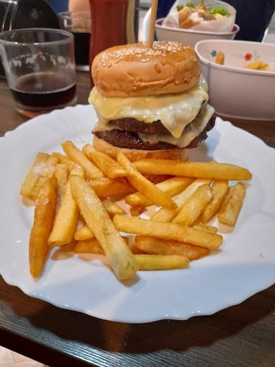 Xis Pub Hamburgueria - Foto 3