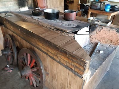 Costelaria e Assados Cabral Tropeiro Velho - Foto 10