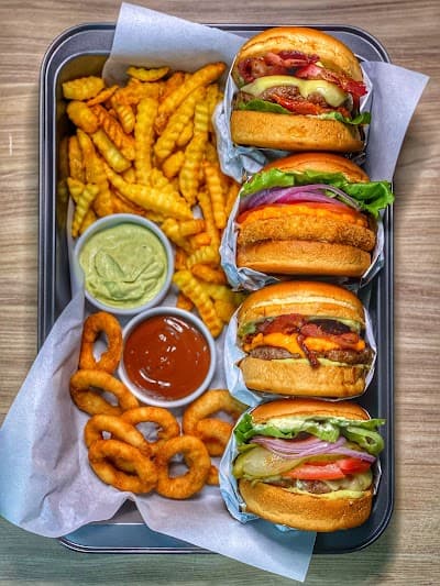 Burgeat Hamburgueria - Foto 10