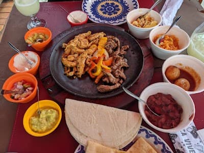 Zapata Mexican Bar - Centro Cívico, restaurante de comida mexicana em curitiba - Foto 3