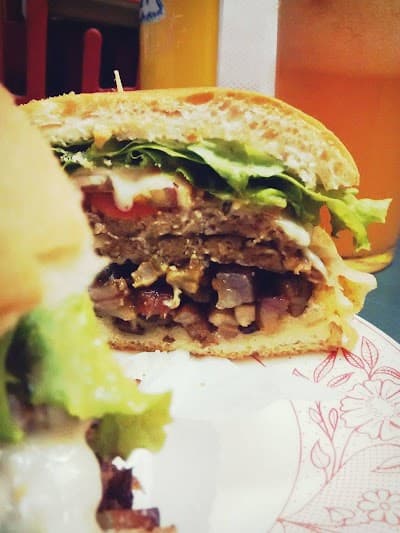 Lanchonete e Restaurante Quero Mais - Foto 2