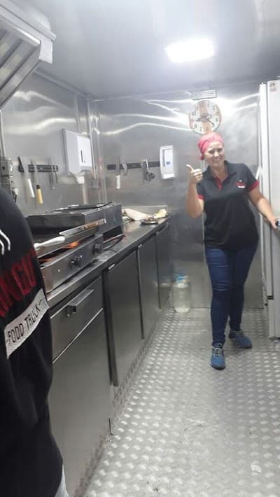 Gringu's Food Truck Lanches, Xis e Cachorro Quente - Foto 9