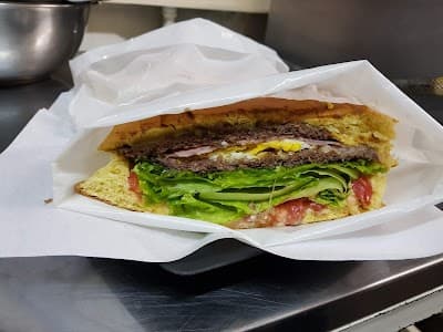 Bond Burger Hamburgueria em São Carlos - Foto 2