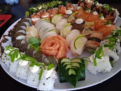Sushi Tina Restaurante Japones - Foto 4
