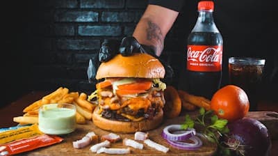 HUNTERS BURGER - Foto 10