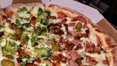 Pizzaria La Tavola - Foto 2