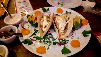 La Madre Bar y Cocina Mexicana - Foto 6