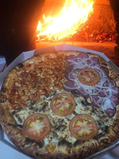 Pizzaria Divina Gulla - Foto 9