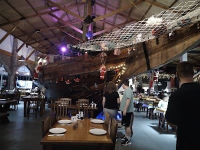 La Barca Restaurante e Pizzaria - Foto 3