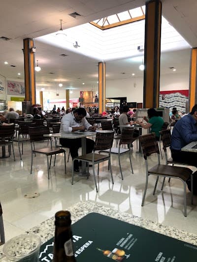 Giraffas Supermercado Angeloni Itajaí - Foto 5