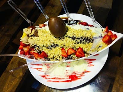 Rust Açaí & Burger Guanabara - Foto 2