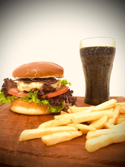 Queen's Burger Hamburgueria Artesanal - Foto 6