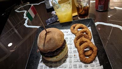 el Viajero Hamburgueria & Pub - Foto 3