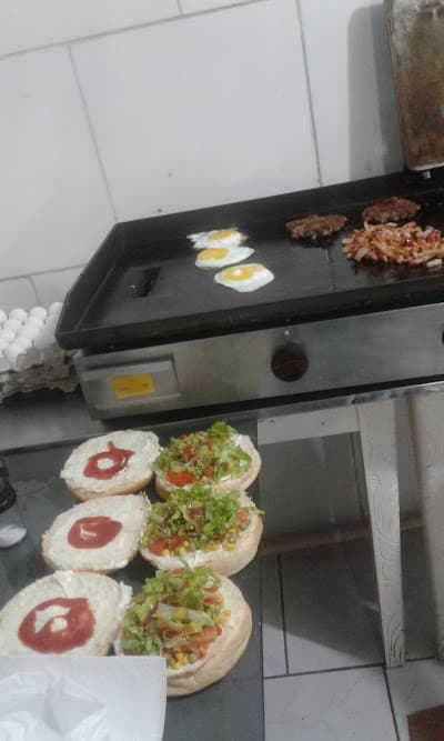 Hellios Lanches - Foto 6