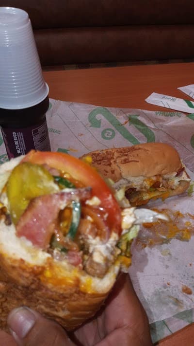 SUBWAY na Cooper Nações - Foto 8