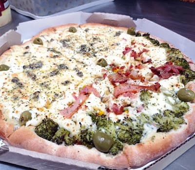 Pizzaria e Esfiharia Lisboa - Barueri - Foto 3