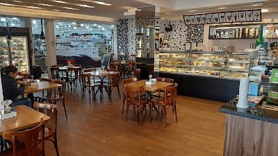 Damay Piçarras - Foto 1