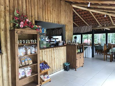 Restaurante e Lanchonete Rancho Caipira