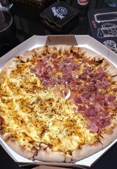 Mais Q Pizza
